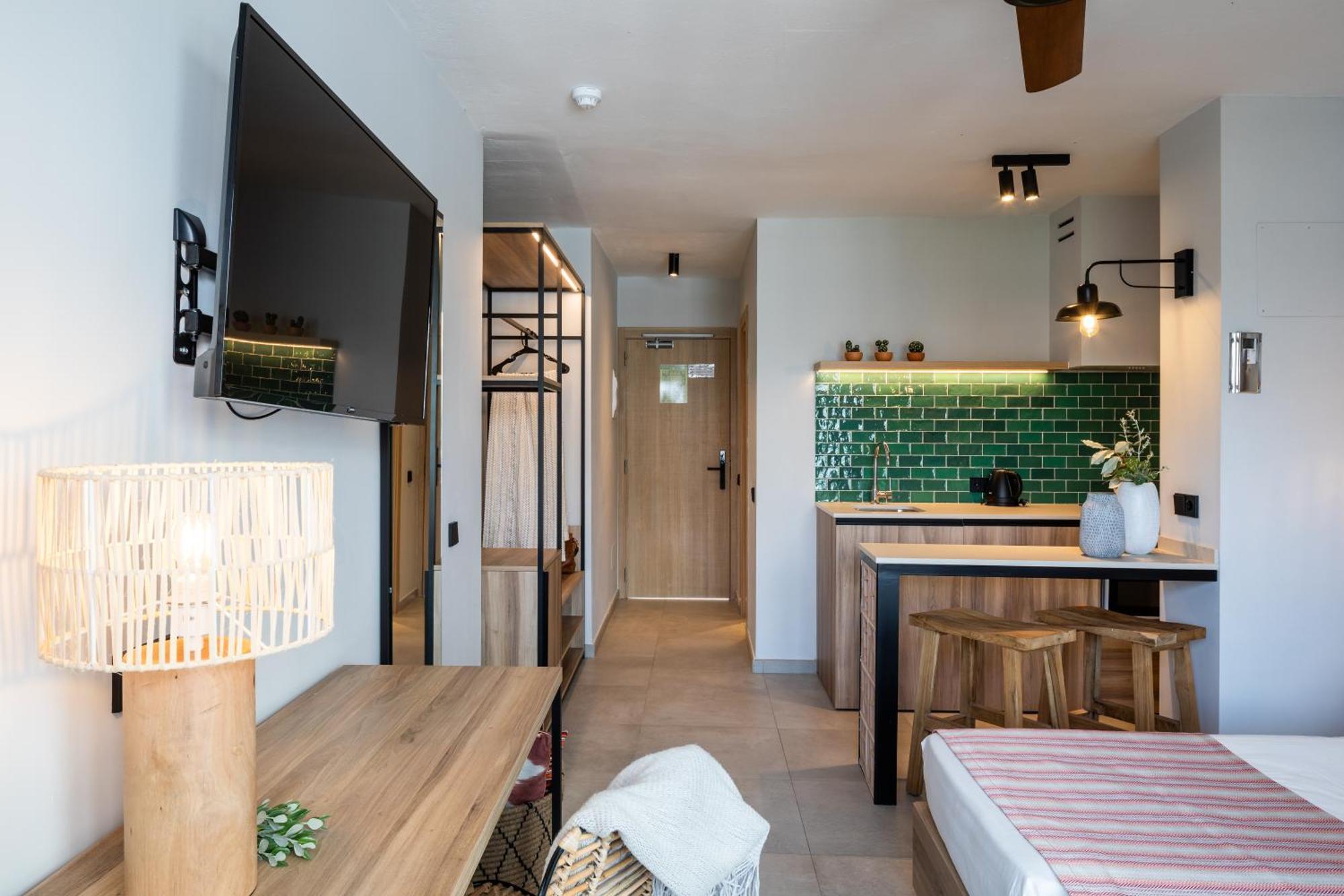 Aparthotel Casita Blanca - Adults Only San Antonio  Exterior foto