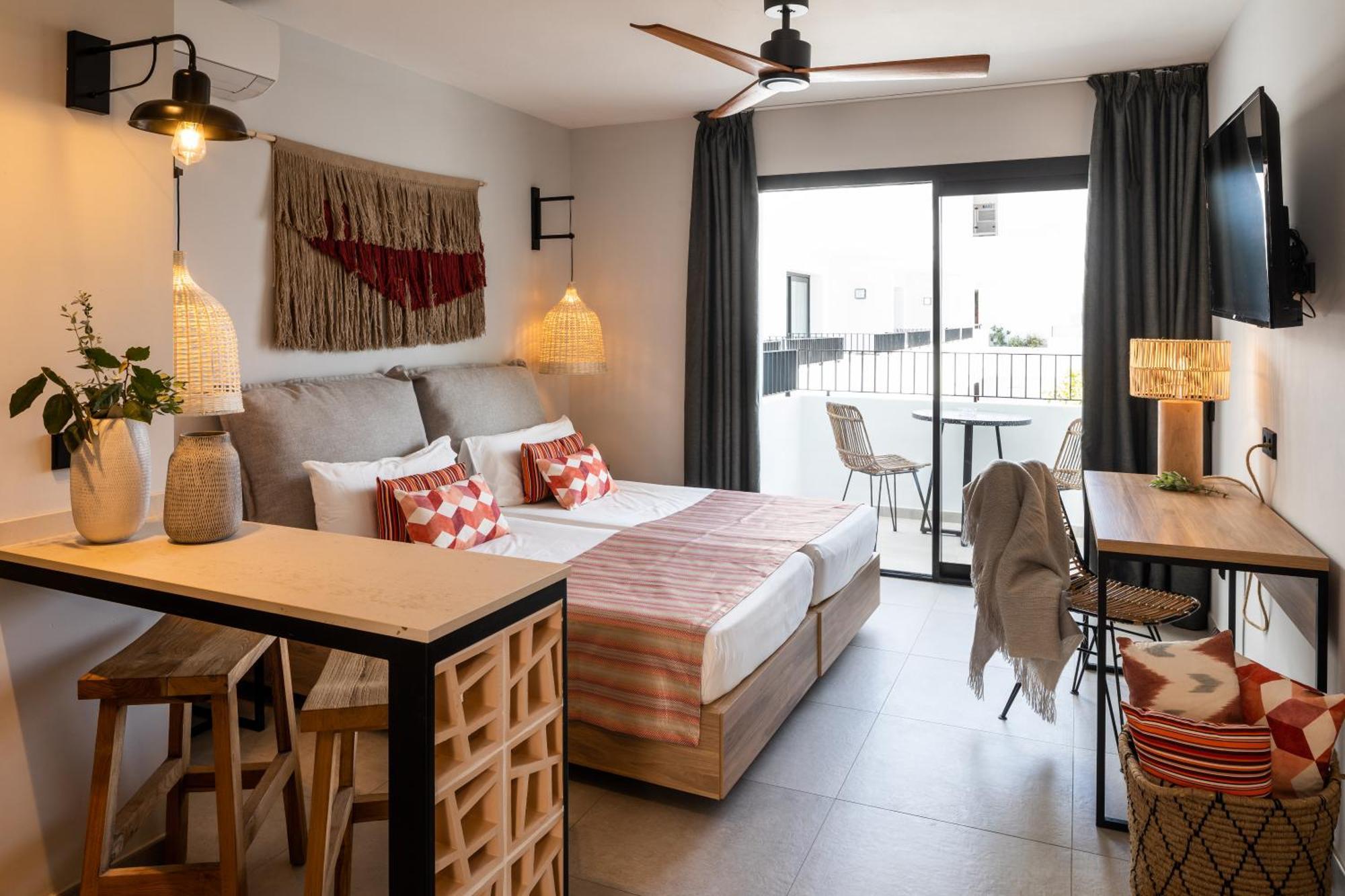 Aparthotel Casita Blanca - Adults Only San Antonio  Exterior foto