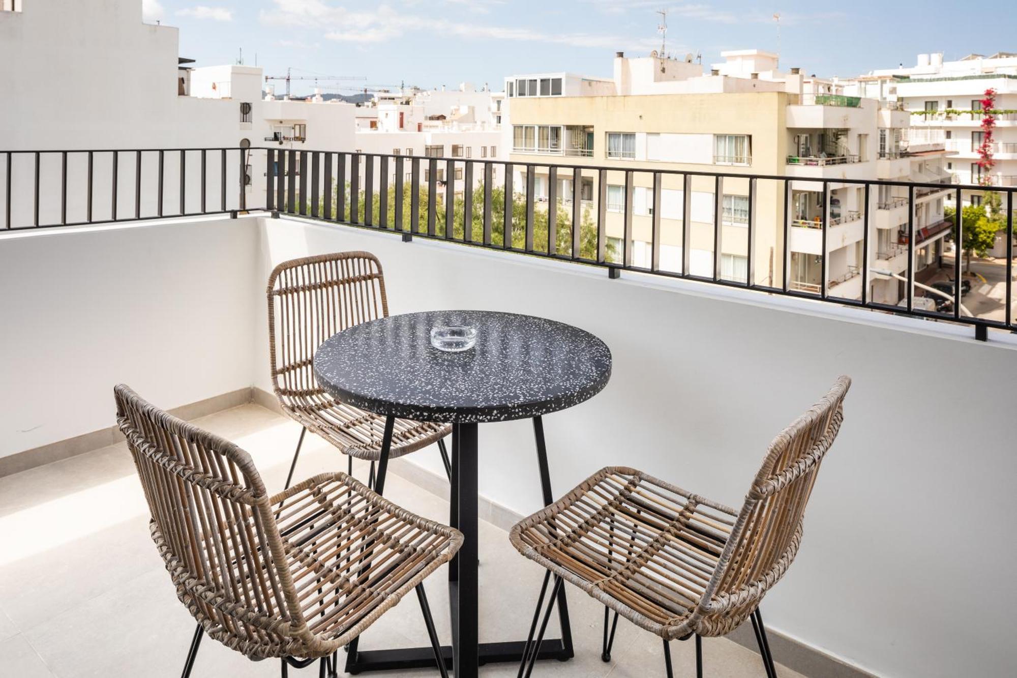 Aparthotel Casita Blanca - Adults Only San Antonio  Exterior foto