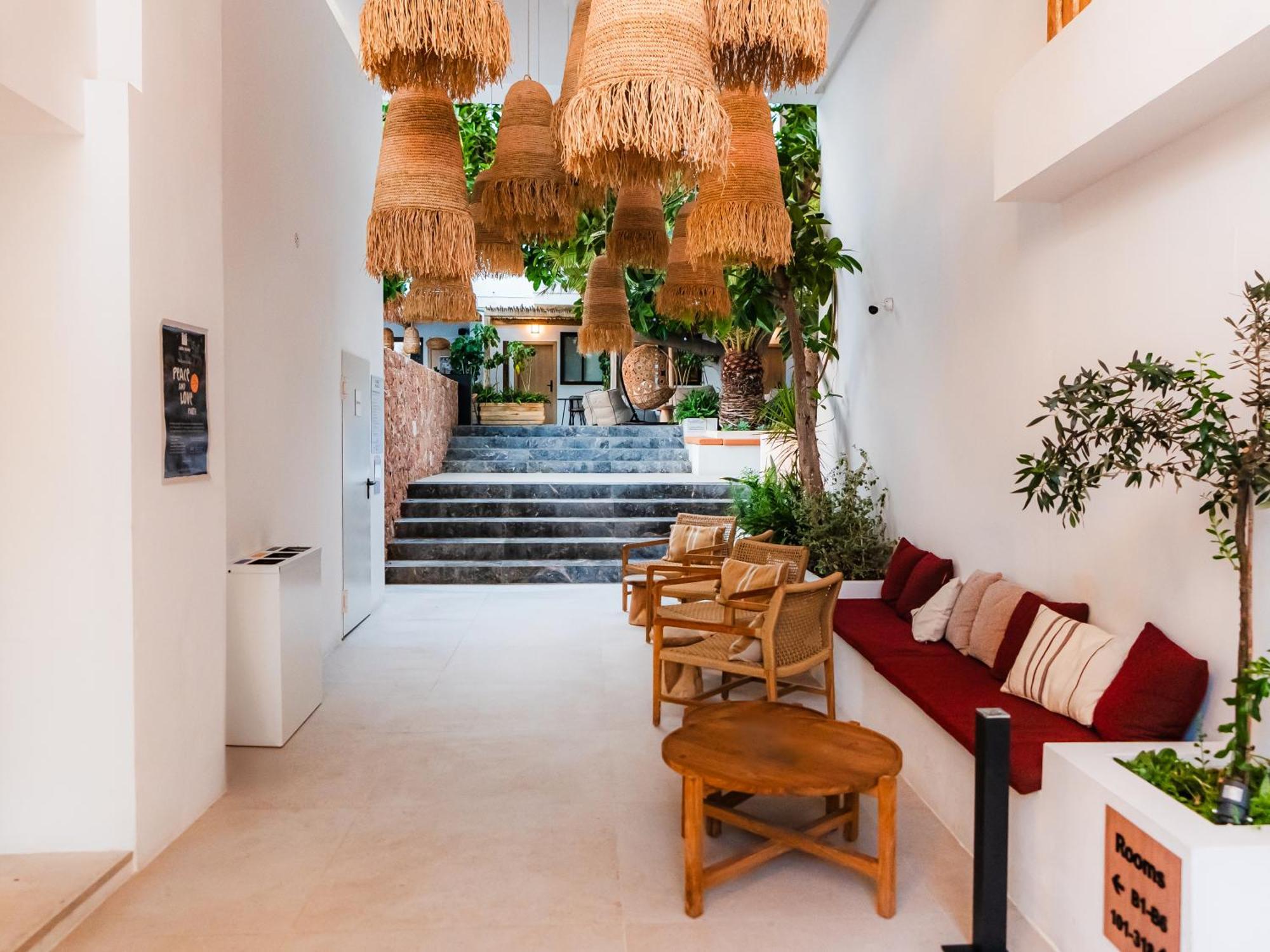 Aparthotel Casita Blanca - Adults Only San Antonio  Exterior foto