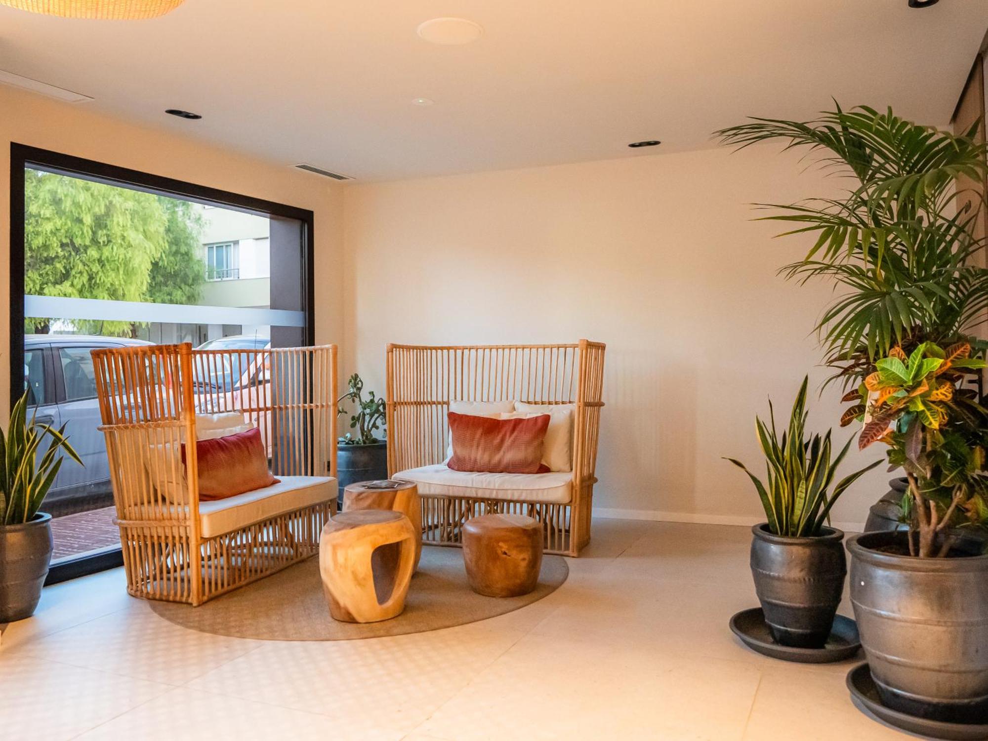 Aparthotel Casita Blanca - Adults Only San Antonio  Exterior foto